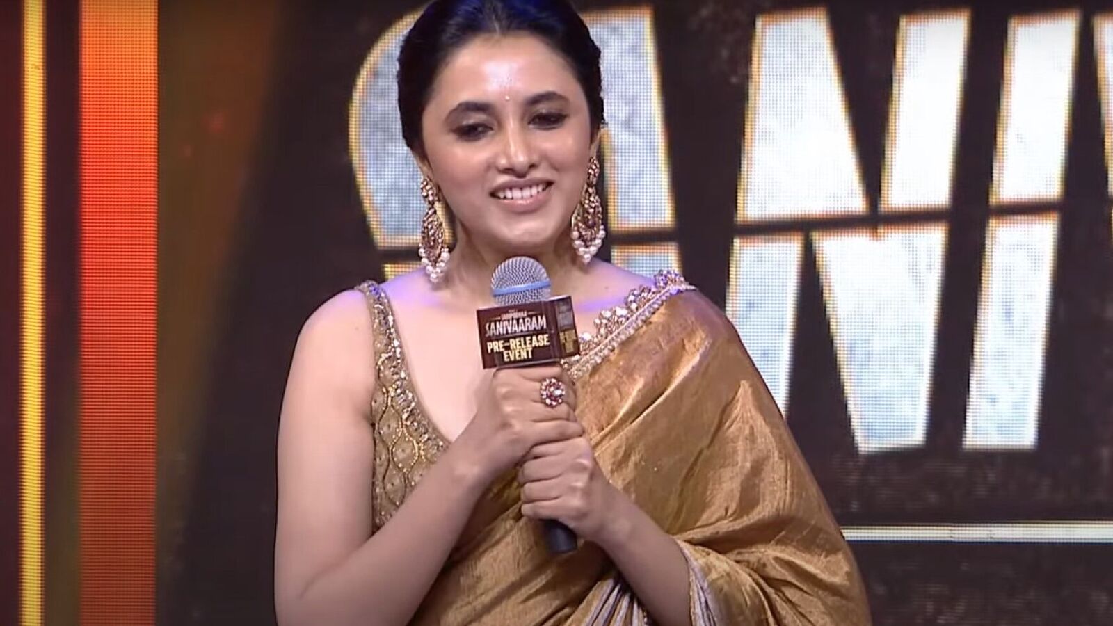 Kushi 2: 'ఖుషి 2' పవన్ కల్యాణ్‍తోనే చేయండి: హీరోయిన్ ప్రియాంక మోహన్