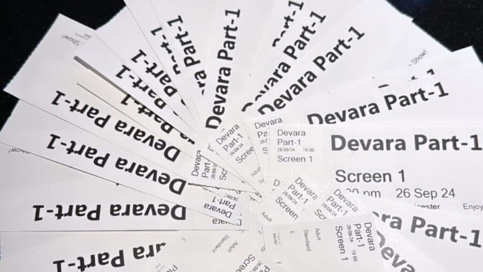 Devara First Show: దేవర ఫస్ట్ షో టికెట్లు వచ్చేశాయి.. మొదలైన బుకింగ్స్.. పండగ చేసుకుంటున్న తారక్ ఫ్యాన్స్