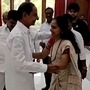 కన్న బిడ్డను చూడగానే భావోద్వేగానికి గురైన కేసీఆర్