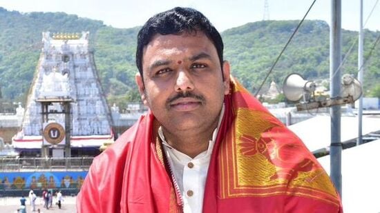 పంచాంగకర్త చిలకమర్తి ప్రభాకర చక్రవర్తి శర్మ 