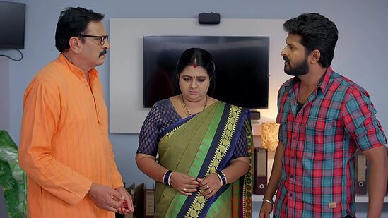 అర్బ‌న్ ఏరియాలో గుండె నిండా గుడి గంట‌లు సీరియ‌ల్‌కు 9.60 టీఆర్‌పీ వ‌చ్చింది. బ్ర‌హ్మ‌ముడి సీరియ‌ల్‌ను బీట్ చేసి టాప్ ప్లేస్‌లో నిలిచింది.&nbsp;