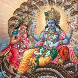 <p>పరివర్తని ఏకాదశి నాడు విష్ణువుతో పాటు లక్ష్మీదేవిని పూజించడం ఎంతో పవిత్రమైనదని శాస్త్రాలు చెబుతున్నాయి. దీని వల్ల ఇంట్లో లక్ష్మీదేవి ప్రవేశం, లక్ష్మీదేవి&nbsp;అనుగ్రహం లభిస్తాయి. &nbsp;పరివర్తిని ఏకాదశి నాడు కొన్ని పనులు చేయడం లక్ష్మీదేవి అనుగ్రహం పొందవచ్చు.</p>