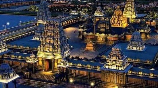 మధ్యాహ్నం 12:00 గంటలకు పెంబర్తిలో షాపింగ్ ఉంటుంది. 1:30 PMకు వరంగల్ హరిత కాకతీయ హోటల్ కు వస్తారు. లంచ్ తర్వాత &nbsp;వేయి స్తంభాల ఆలయానికి వెళ్తారు. వరంగల్ ఫోర్టులోని లైట్ ప్రదర్శనను వీక్షిస్తారు. రాత్రి వరంగల్ లోనే బస చేస్తారు.