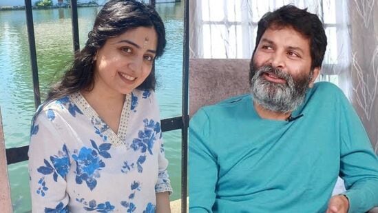 Poonam Kaur on Trivikram: త్రివిక్రమ్‍ను ప్రశ్నించాలి: హీరోయిన్ పూనమ్ కౌర్ ట్వీట్ 