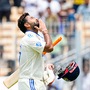 <p>సుమారు 21 నెలల బ్రేక్ తర్వాత టెస్టు క్రికెట్‍లో రీఎంట్రీ ఇచ్చిన భారత వికెట్ కీపర్ బ్యాటర్ రిషబ్ పంత్ దుమ్మురేపాడు. బంగ్లాదేశ్‍తో జరుగుతున్న తొలి టెస్టులో నేడు (సెప్టెంబర్ 21) శకతంతో విజృంభించాడు.&nbsp;</p>