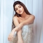 <p>మీరు ప్రేమ‌లో ఉన్నారా అంటూ ఓ అభిమాని అడిగిన ప్ర‌శ్న‌కు త‌న‌కు బాయ్‌ఫ్రెండ్స్ ఎవ‌రూ లేర‌ని, ఎవ‌రితో డేటింగ్‌లో లేన‌ని శ్రీలీల బ‌దులిచ్చింది.&nbsp;</p>