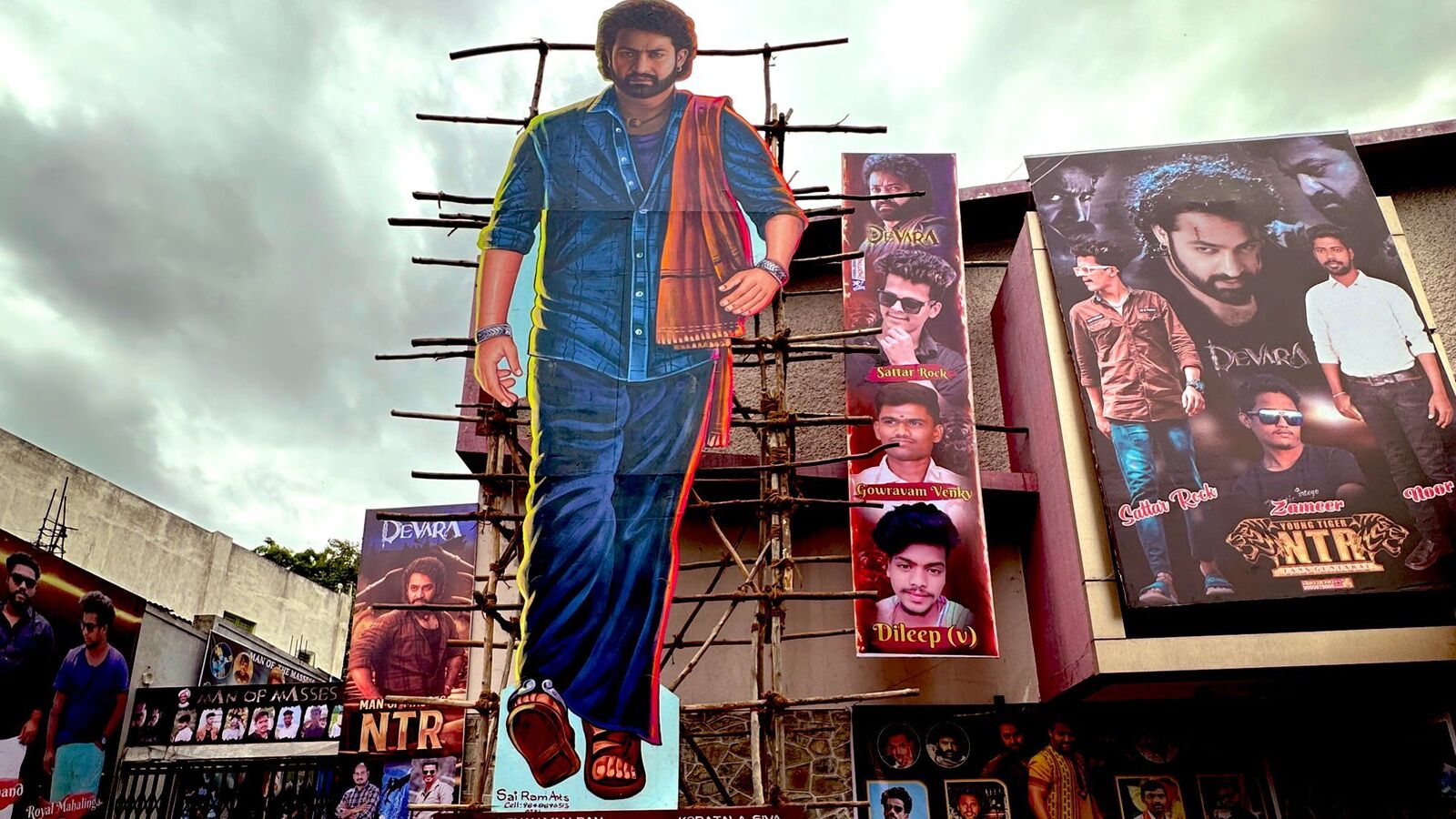 Devara Storm: దేవర మేనియాతో ఊగిపోతున్న ప్రపంచం.. 11.6 లక్షల టికెట్ల అమ్మకం.. రూ.100 కోట్ల ఓపెనింగ్స్ ఖాయమేనా?