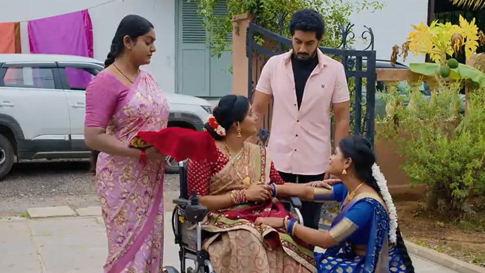 Karthika deepam october 4th episode: స్వప్న ఇంటికొచ్చిన కాంచన- శ్రీధర్ కి ఘోర అవమానం, నిజం తెలుసుకున్న జ్యోత్స్న