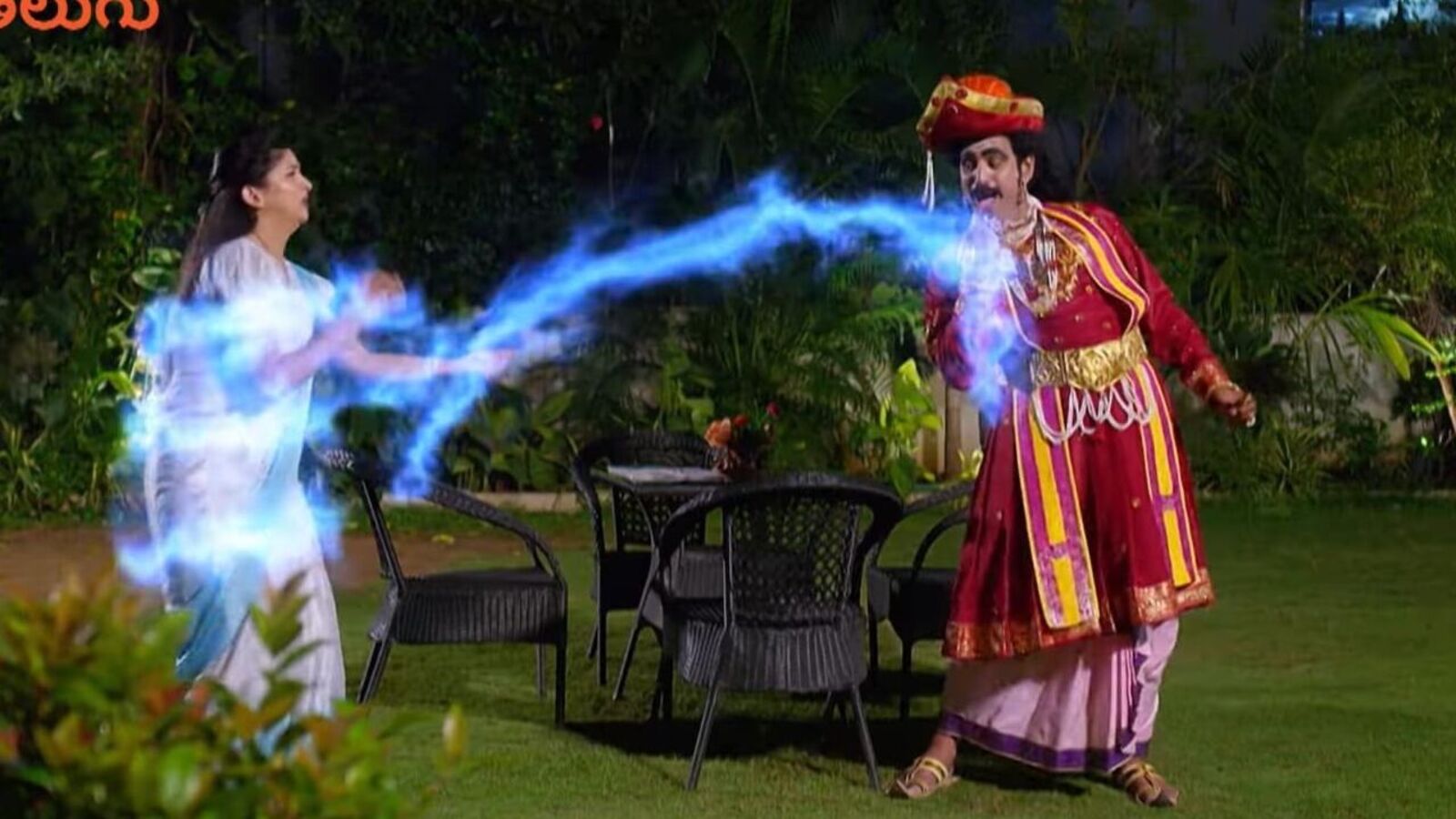 NNS October 4th Episode: ​ఘోరాతో మనోహరి గొడవ.. రణ్​వీర్ దగ్గర నిజం తెలుసుకుని షాక్​.. అరుంధతిని బంధించిన గుప్తా