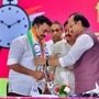 పాలిటిక్స్‌లోకి సాయాజీ షిండే.. ఎన్సీపీ కండువా కప్పుకున్న టాలీవుడ్ విలన్