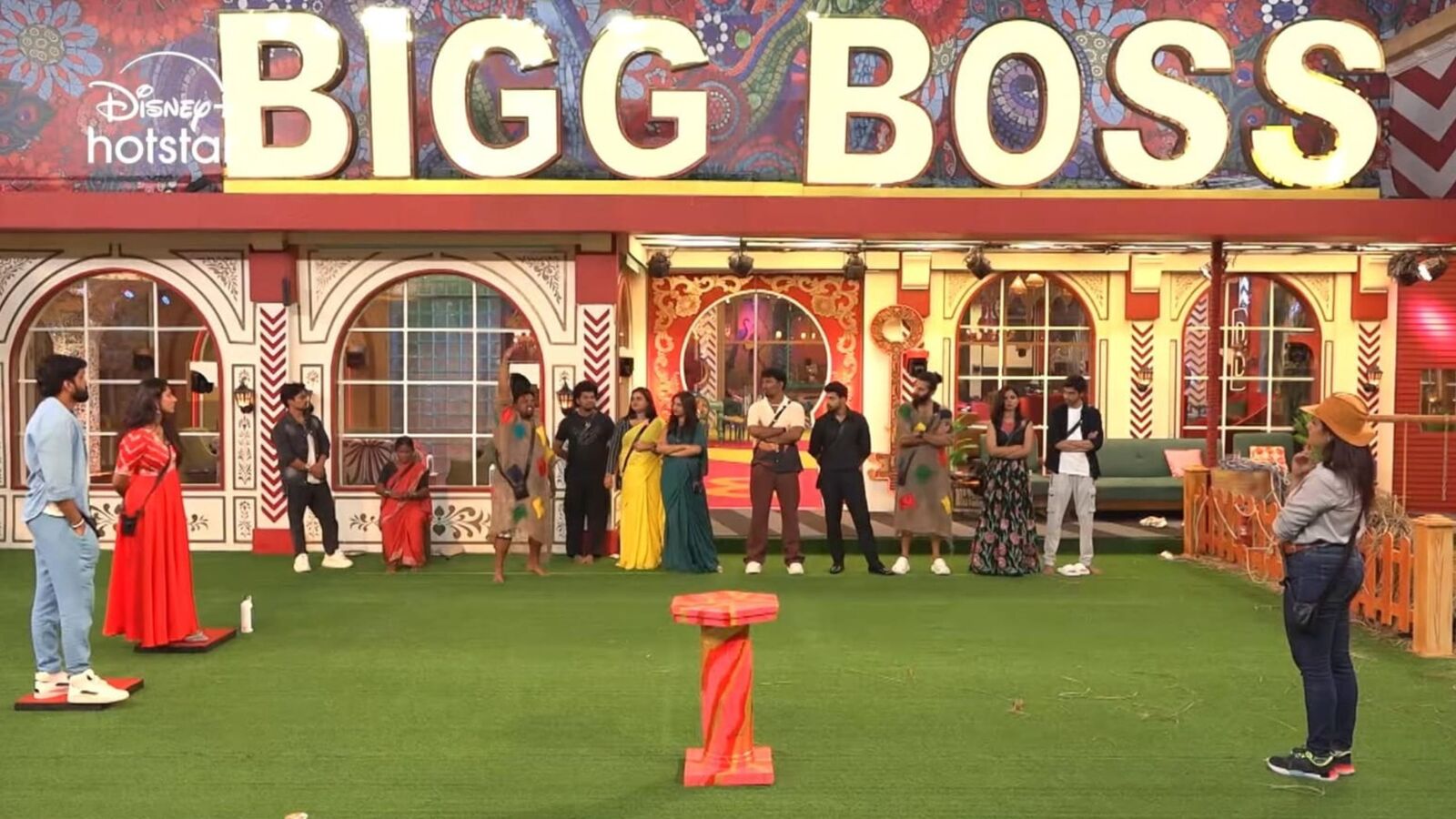 Bigg Boss Nominations: ఈ వారం నామినేషన్స్‌లో బిగ్ బాస్ ఊహించని ట్విస్ట్.. హరితేజకు పెద్ద షాక్.. దెబ్బేసిన సొంత టీమ్