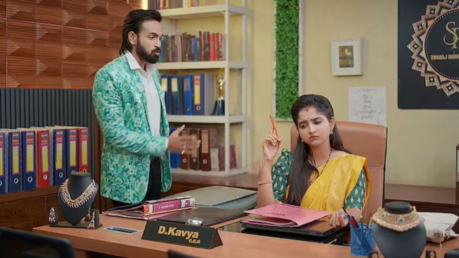 Brahmamudi October 22nd Episode: బ్రహ్మముడి- కల్యాణ్‌కు కొత్త జాబ్- కనకంను అమ్మేస్తానన్న భర్త- రాజ్‌ను అవమానించిన తాతయ్య