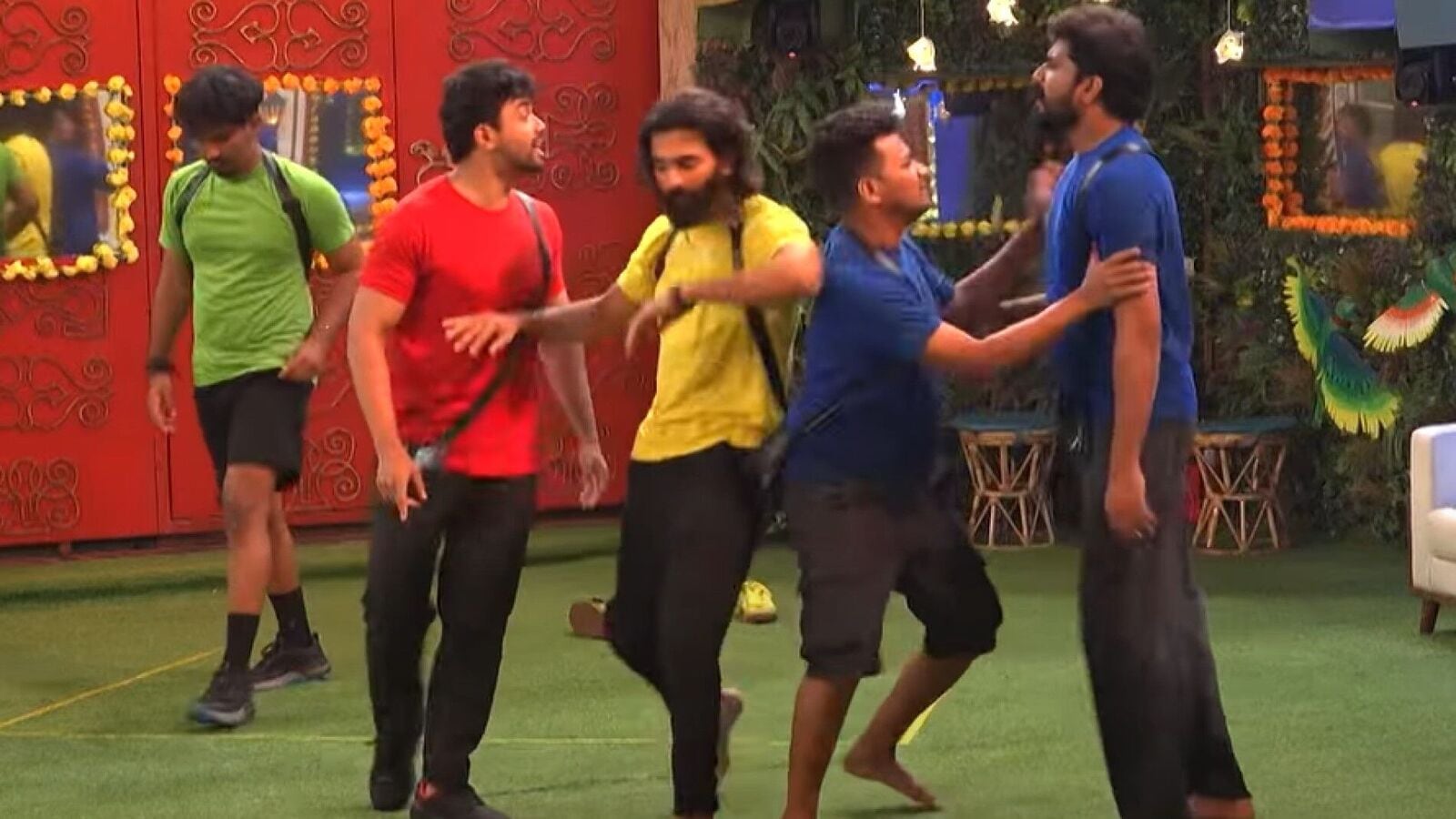 Bigg Boss 8 Telugu: ఎక్కువ చేయొద్దు.. కొడతావా: నిఖిల్, గౌతమ్ మధ్య ఫైట్: యష్మి కూడా ఫైర్.. నాలుగు టీమ్‍లు ఇలా..