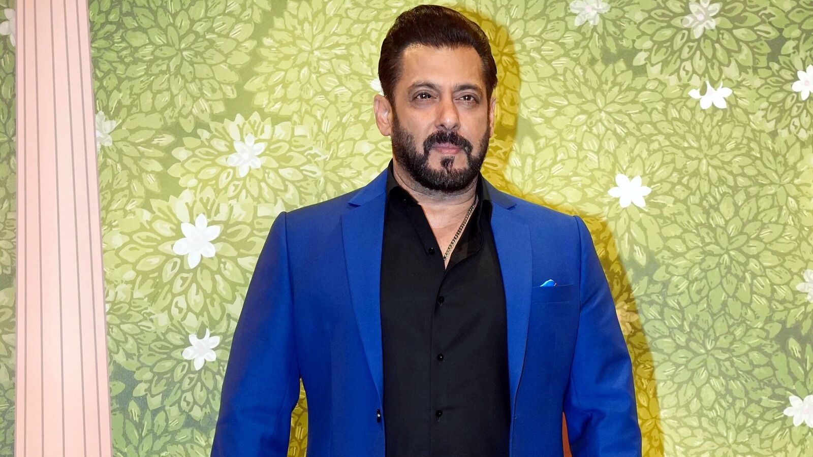 Salman Khan death threat: సల్మాన్ ఖాన్‌కు మళ్లీ బెదిరింపు.. రూ.2 కోట్లు ఇవ్వకపోతే చంపేస్తాం అంటూ..