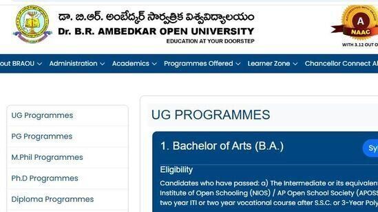 పీజీ కోర్సుల్లో ప్రవేశాలకు లింక్ :&nbsp; https://online.braou.ac.in/PG/PGFirstHome&nbsp; &nbsp; &nbsp;డిప్లోమా కోర్సుల్లో ప్రవేశాలకు లింక్ : https://online.braou.ac.in/PG/PGFirstHome &nbsp;&nbsp;