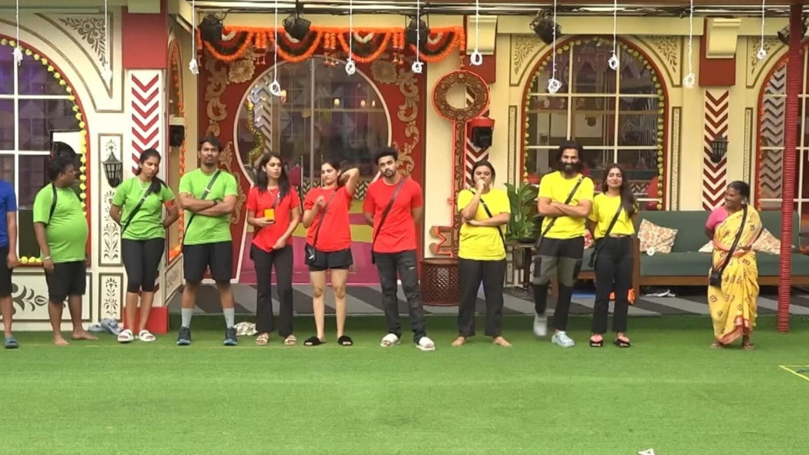 Bigg Boss Elimination: ఏమాత్రం మారని బిగ్ బాస్ ఓటింగ్.. ఏడ్చిన పడని ఓట్లు.. ఈ వారం ఎలిమినేట్ ఆమెనే!