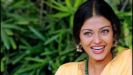 Aishwarya Rai Birthday: ఇండియాలోనే కాదు అంతర్జాతీయంగానూ అందంతోపాటు నటనతోనూ అభిమానులను సంపాదించుకున్న నటి ఐశ్వర్య రాయ్.