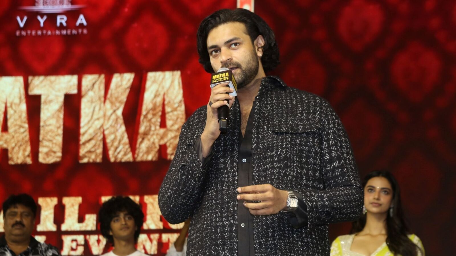 Varun Tej: చిరంజీవి మాస్‌గా ఉందన్నారు.. వరల్డ్ బిల్డింగ్ చాలా కొత్తగా ఉంటుంది.. హీరో వరుణ్ తేజ్ కామెంట్స్