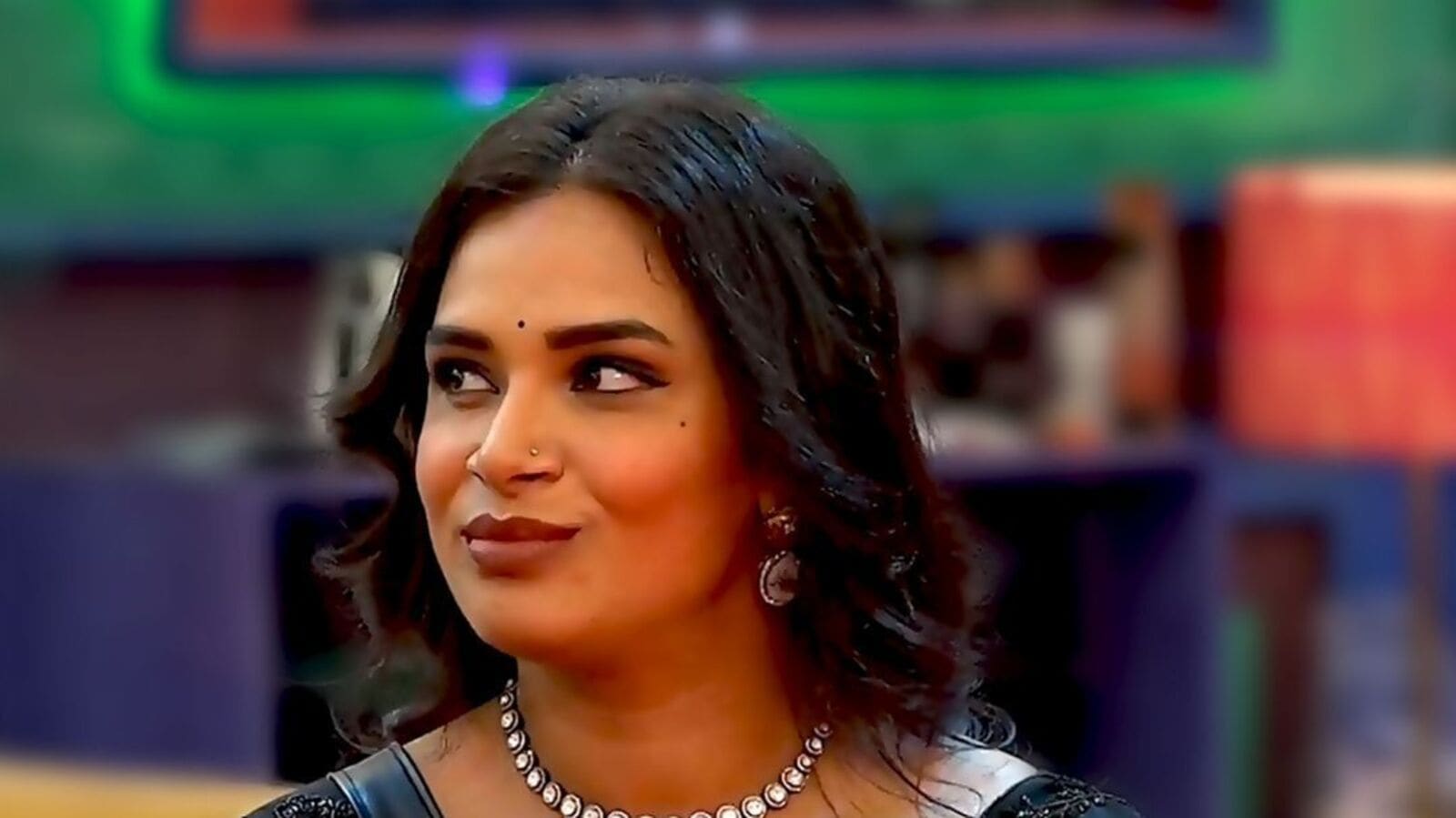 Telugu Cinema News Live November 4, 2024: Bigg Boss Elimination: హౌజ్‌లో డ‌మ్మీ ప్లేయ‌ర్స్ ఎవ‌రో చెప్పేసిన న‌య‌ని పావ‌ని - డేంజ‌ర్ జోన్‌లో హ‌రితేజ‌