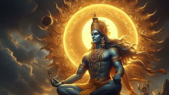 జ్యోతిశ శాస్త్రం ప్రకారం, గ్రహాలకు రారాజుగా పరిగణించే సూర్యుడి సంచారం చాలా ముఖ్యమైనది. సూర్యుడి సంచారం రాశుల అదృష్టాన్ని మార్చేస్తుంటుంది. సూర్యుడు మరో రెండు రోజుల్లో నక్షత్రాన్ని మార్చునున్నాడు.&nbsp;