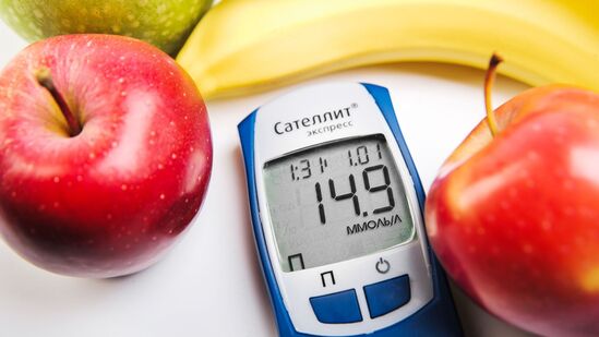 Diabetes: డయాబెటిస్ ఉన్న వారు పండ్లు తినొచ్చా? ఎలా తీసుకోవచ్చో చెప్పిన డాక్టర్