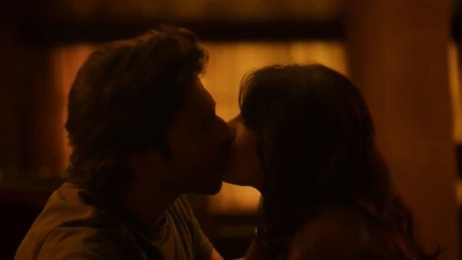 Samantha Hot Kiss: సమంత హాట్ లిప్ లాక్.. ఆ బోల్డ్ సీన్ వీడియో వైరల్.. ఇదంతా కామనైపోయిందంటూ..