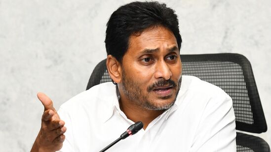 మాజీ ముఖ్యమంత్రి వైఎస్ జగన్‌మోహన్ రెడ్డి