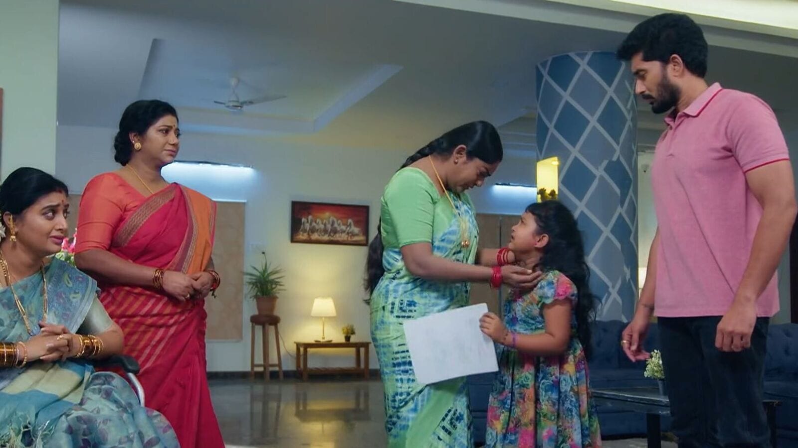 Karthika deepam november 8th episode: అమ్మానాన్న ప్రేమ కోసం తపిస్తున్న శౌర్య- ఎట్టకేలకు రిసెప్షన్ కు ఒప్పుకున్న దీప