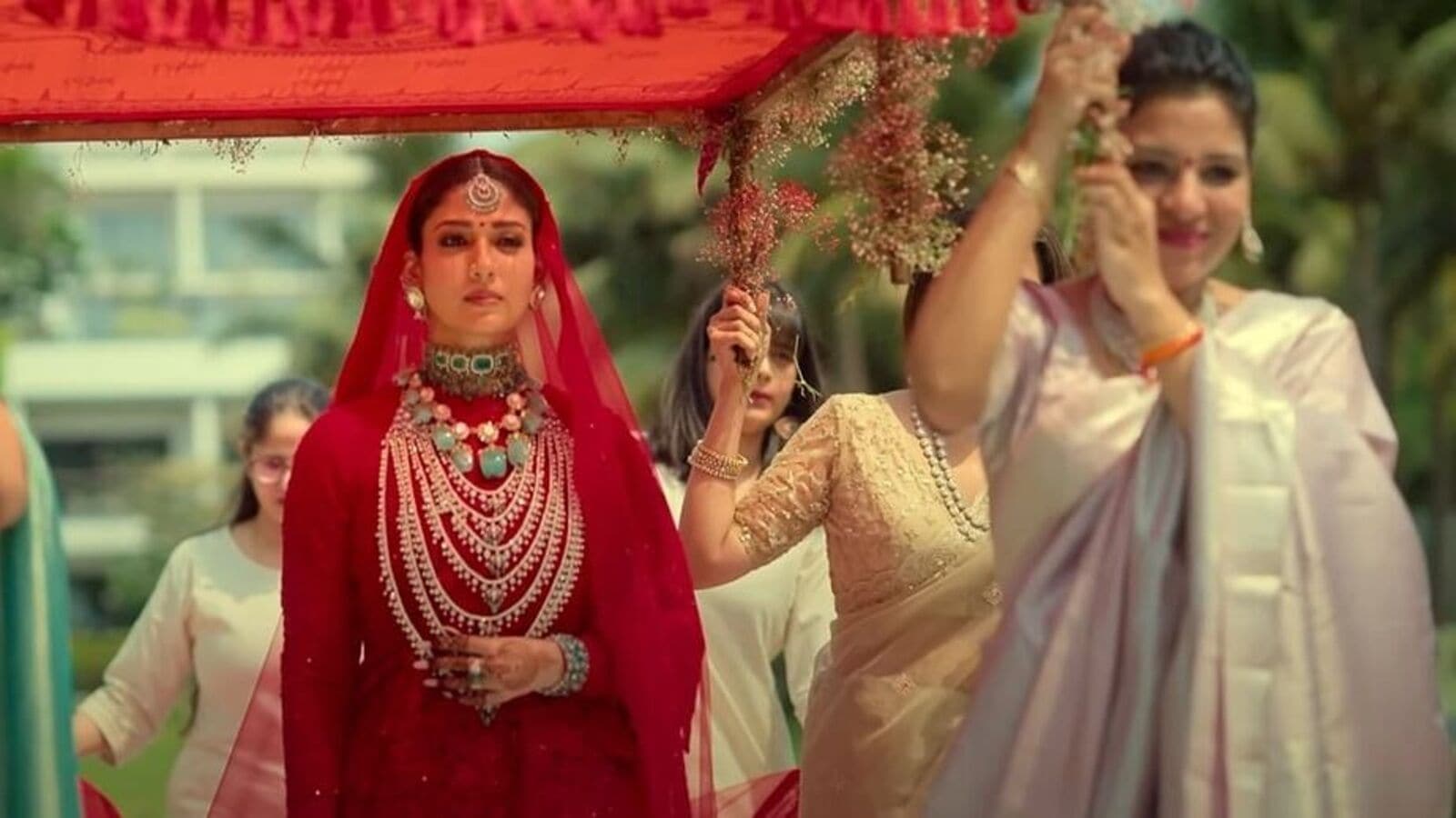 Netflix Nayanthara: నయనతార ‘బియాండ్ ది ఫెయిరీటేల్’ ట్రైలర్ విడుదల.. అంచనాల్ని పెంచేసిన లేడీ సూపర్ స్టార్