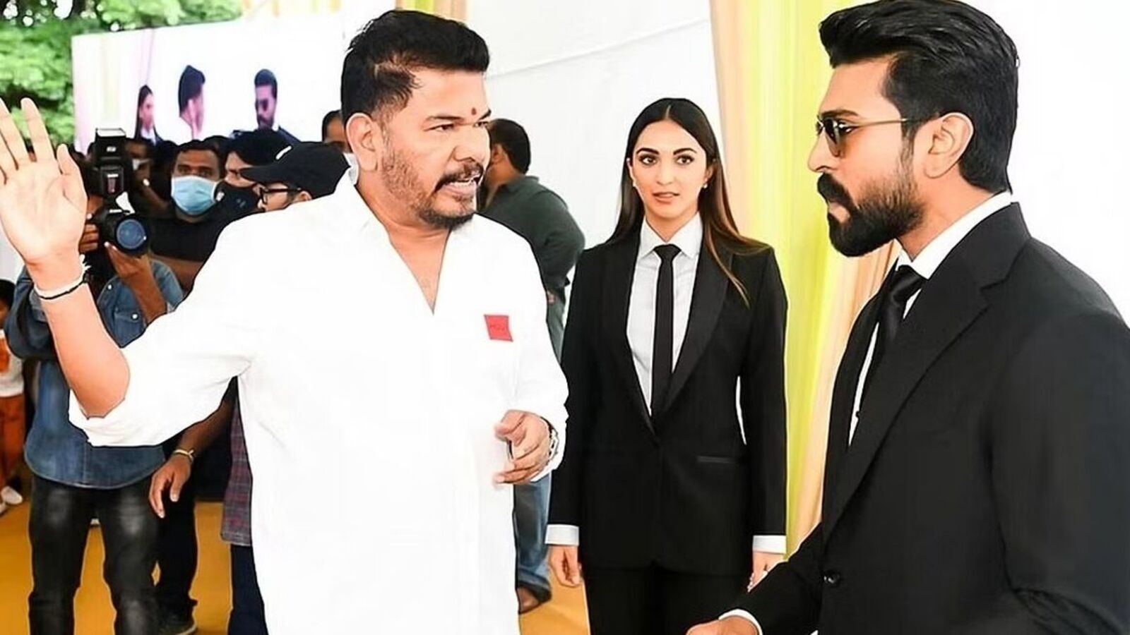 Game Changer: శంకర్‌‌ని మిస్ అవుతున్నాం.. ఆయనతో కలిసి పనిచేయడం అదృష్టమన్న రామ్ చరణ్‌