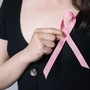 Breast Cancer: రొమ్ము క్యాన్సర్ వంశపారపర్యంగా వస్తుందా?.. కారణాలు, లక్షణాలు చెప్పిన ఆంకాలజిస్ట్