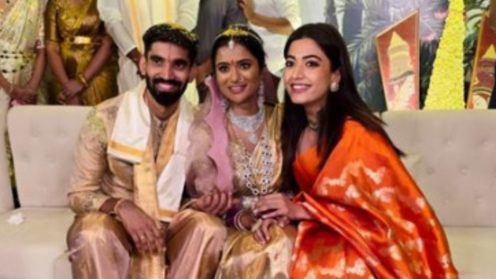 Rashmika Mandanna: ఫ్యాషన్ డిజైనర్ పెళ్లికి తరలొచ్చిన సినీ తారలు, స్పెషల్ అట్రాక్షన్‌గా రష్మిక, విజయ్ దేవరకొండ