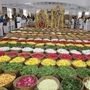 <p>తిరుమల శ్రీవారి ఆలయంలో శనివారం పుష్పయాగ మహోత్సవం వైభవంగా జరిగింది.రంగురంగుల పుష్పాలు, పత్రాల మధ్య స్వామి, అమ్మవార్ల వైభవం మరింత ఇనుమడించింది.</p>