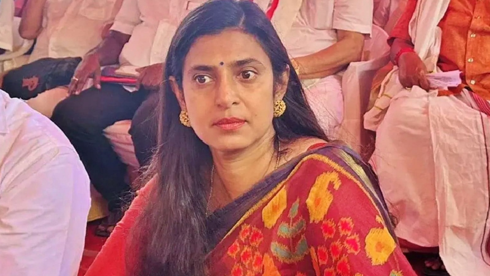 Kasthuri Arrest: నటి కస్తూరి అరెస్ట్, చెన్నై పోలీసులు కళ్లుగప్పి హైదరాబాద్‌లో ఆశ్రయం పొందుతూ దొరికిన నటి