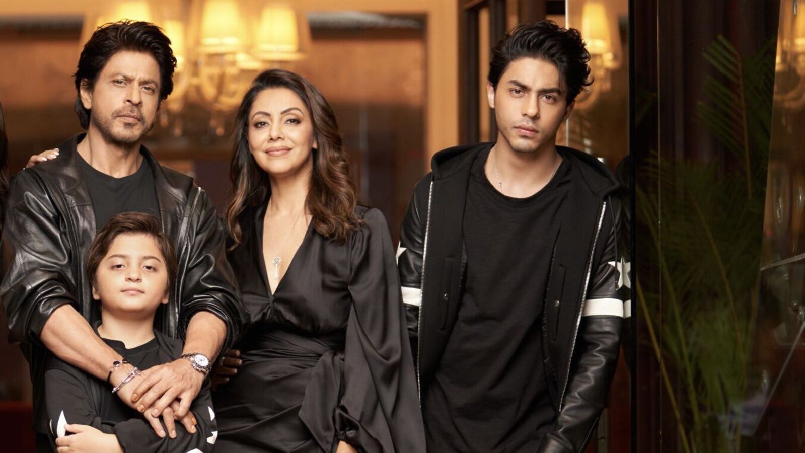 Netflix Web Series: ఆర్యన్ ఖాన్ వెబ్ సిరీస్ రిలీజ్‌పై ఎట్టకేలకి షారూక్ ఖాన్ క్లారిటీ, భిన్నమైన దారిలో బాద్‌షా కొడుకు