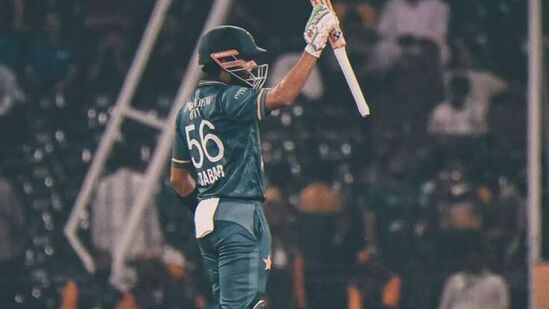Babar Azam: టీ20ల్లో విరాట్ కోహ్లీని వెనక్కి నెట్టి అత్యధిక పరుగులు చేసిన రెండో ఆటగాడిగా పాకిస్థాన్ మాజీ కెప్టెన్ బాబర్ అజామ్ నిలిచాడు.