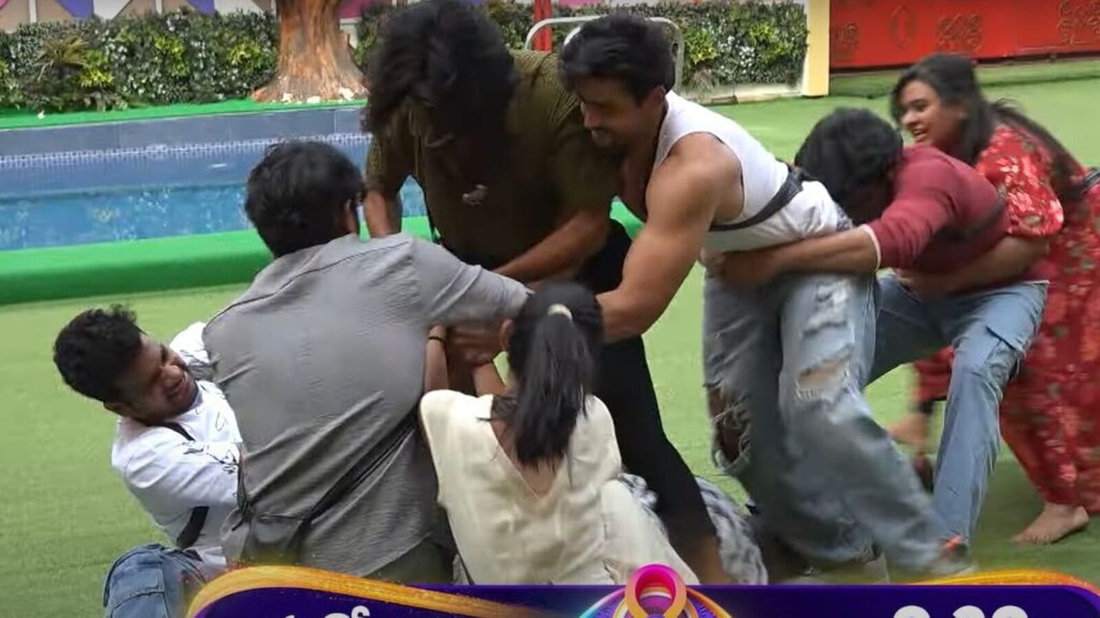 Bigg Boss 8 Telugu: బిగ్ బాస్ హౌజ్‌లో చివరి మెగా చీఫ్ కావడానికి కిందా మీదా పడి కొట్టుకున్న పృథ్వీ, అవినాష్.. ప్రోమో