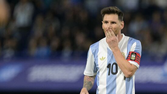 Lionel Messi in India: భారత్ లోనూ, కేరళలోనూ మెస్సీపై అభిమానం ఎనలేనిది. కేరళలో ఫుట్ బాల్ కు ప్రజల హృదయాల్లో ఎప్పటి నుంచో ప్రత్యేక స్థానం ఉంది.