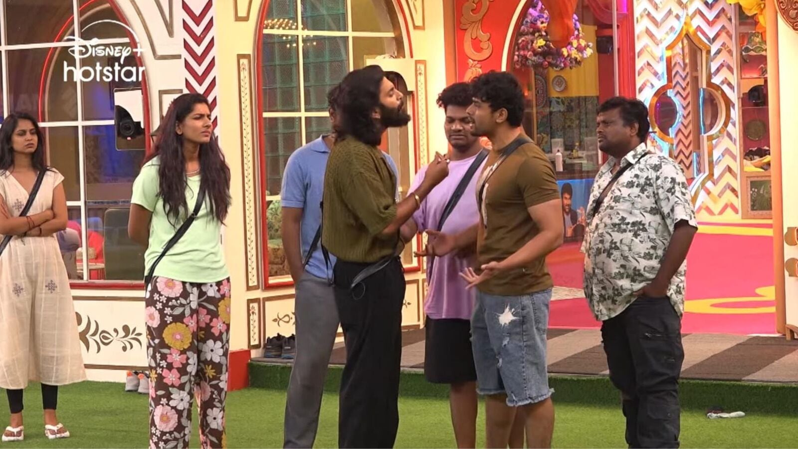 Bigg Boss Telugu 8: గౌతమ్‌కు బొచ్చు పీకిచ్చిన పృథ్వీ.. హౌజ్‌లో గూండాయిజం.. మధ్యలోకి విష్ణుప్రియ.. ఏం పీకలేవంటూ! (వీడియో)