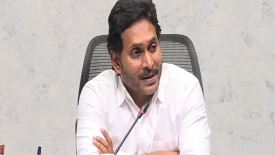 వైసీపీ అధ్యక్షుడు జగన్