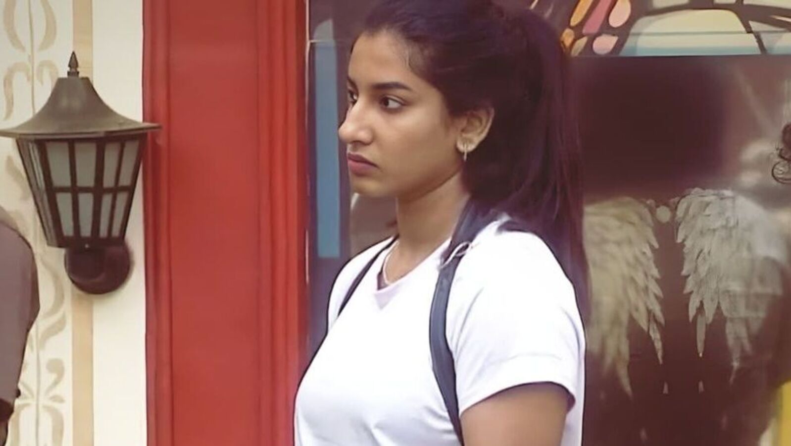 Vishnu Priya: విష్ణుప్రియ‌కు గ‌ట్టిగా క్లాస్ ఇచ్చిన నాగార్జున - పృథ్వీతో ల‌వ్ ట్రాక్‌పై రోహిణి కామెంట్స్‌తో ర‌చ్చ‌