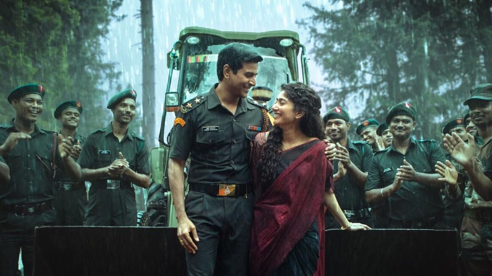 Amaran OTT Release Date: అమరన్ ఓటీటీ రిలీజ్ డేట్ ఇదే.. అనుకున్నదాని కంటే ముందుగానే వస్తున్న సాయి పల్లవి మూవీ