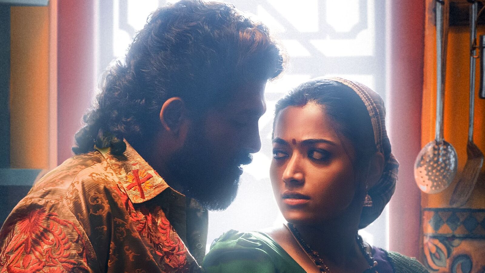 Pushpa 2 advance booking: రిలీజ్‌కి ముందు రికార్డుల్ని తిరగరాస్తున్న పుష్ప 2.. బాహుబలి, కేజీఎఫ్ రికార్డులు కూడా ఉఫ్!