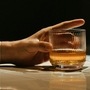 Alcohol in Winter: చలికాలంలో వెచ్చదనం కోసం మందు తెగ తాగేస్తున్నారా? ఈ నిజం తెలుసుకోండి (Photo: Pexels)