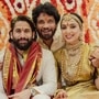 Naga Chaitanya Sobhita Wedding Photos: అక్కినేని నాగ చైతన్య మరోసారి పెళ్లి బంధంలోకి అడుగుపెట్టాడు. సమంతతో విడాకుల తర్వాత ఇన్నాళ్లకు శోభిత మెడలో మూడు ముళ్లు వేశాడు. <p>Naga Chaitanya Sobhita Wedding Photos: అక్కినేని నాగ చైతన్య మరోసారి పెళ్లి బంధంలోకి అడుగుపెట్టాడు. సమంతతో విడాకుల తర్వాత ఇన్నాళ్లకు శోభిత మెడలో మూడు ముళ్లు వేశాడు.</p>