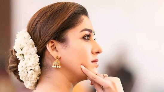 టైమ్స్ ఆఫ్ ఇండియా కథనం ప్రకారం నయనతార నికర ఆస్తుల విలువ రూ.200 కోట్లకు పైగా ఉంటుందని అంచనా. టైమ్స్ ఆఫ్ ఇండియా కథనం ప్రకారం నయనతార నికర ఆస్తుల విలువ రూ.200 కోట్లకు పైగా ఉంటుందని అంచనా.