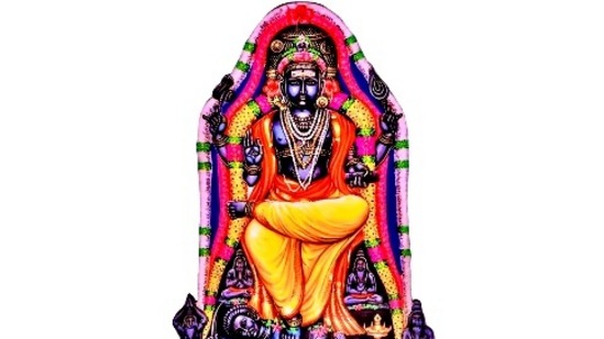 బృహస్పతి తొమ్మిది గ్రహాలలో శుభ వీరుడు. సంపద, సౌభాగ్యం, సంతాన ప్రాప్తి, వివాహ వరం ఇతను కారణం. బృహస్పతి సంవత్సరానికి ఒకసారి తన స్థానాన్ని మార్చగలడు. గురుదేవుడు దేవతలకు గురువు.&nbsp;