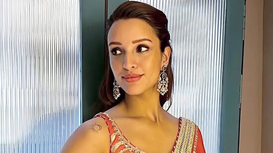 ఈ ఏడాది బాలీవుడ్‌లో మూడు సినిమాలు చేసింది త్రిప్తి డిమ్రి. ఈ &nbsp;మూడు సూప‌ర్ హిట్‌గానిల‌వ‌డం గ‌మ‌నార్హం.&nbsp;