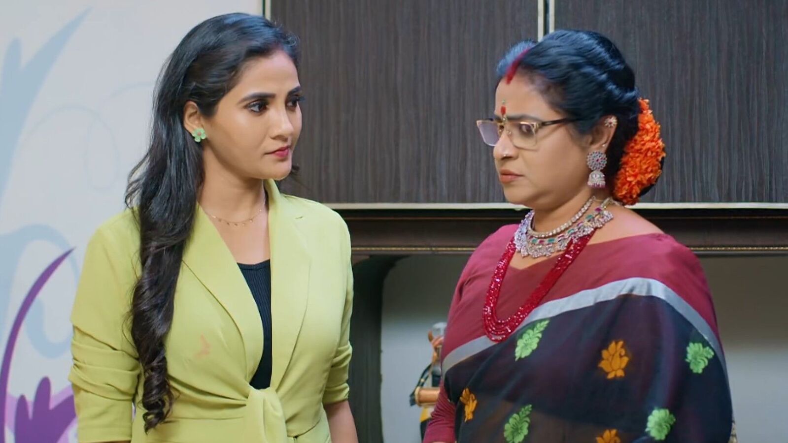 Karthika Deepam Today December 9th: యుద్ధం మొదలుపెడుతున్నానన్న జ్యోత్స్న.. కార్తీక్, దీప దగ్గరయ్యేందుకు కాంచన వంట ప్లాన్