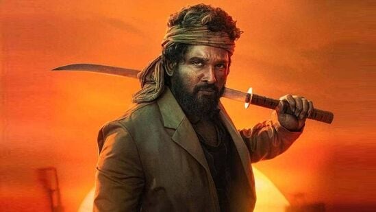 Pushpa 2 Records: పండుగ సందర్భంగా రిలీజ్ కాకపోయినా బాక్సాఫీస్ దగ్గర భారీ వసూళ్లు సాధించిన సినిమాగా పుష్ప 2 నిలిచింది. అంటే బిగ్గెస్ట్ నాన్ ఫెస్టివల్ రిలీజ్ గా అల్లు అర్జున్ మూవీ రికార్డు క్రియేట్ చేసింది.